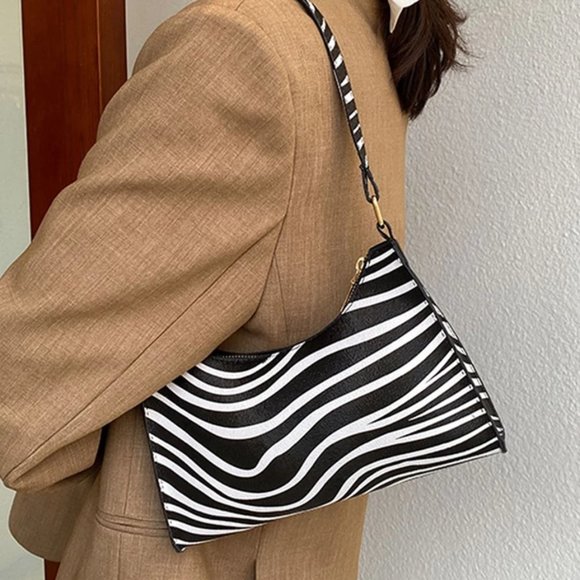 Medium Baguette Bag Zebra Stripe Pattern - Picture 2 of 8